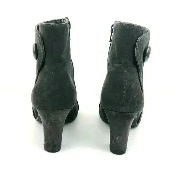 Gray Faux Suede Ankle Boots Size 7 M Round Toe Role Away Women's A2 Aerosoles - Picture 5 of 9